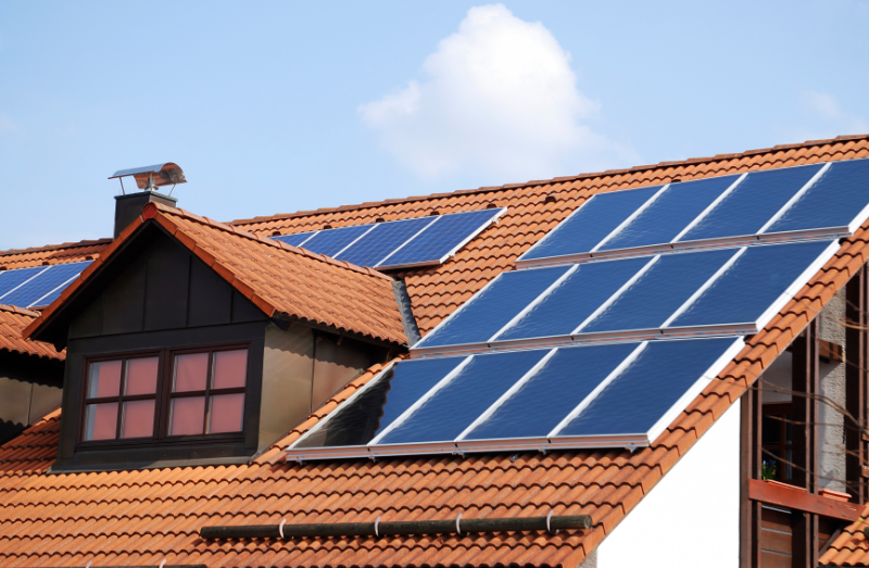 You are currently viewing Keep Your Solar Panels Shining Bright: How Often do Solar Panels Need to be Cleaned?